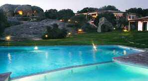 Seasonal outdoor pool - Tenuta Pilastru (Arzachena)