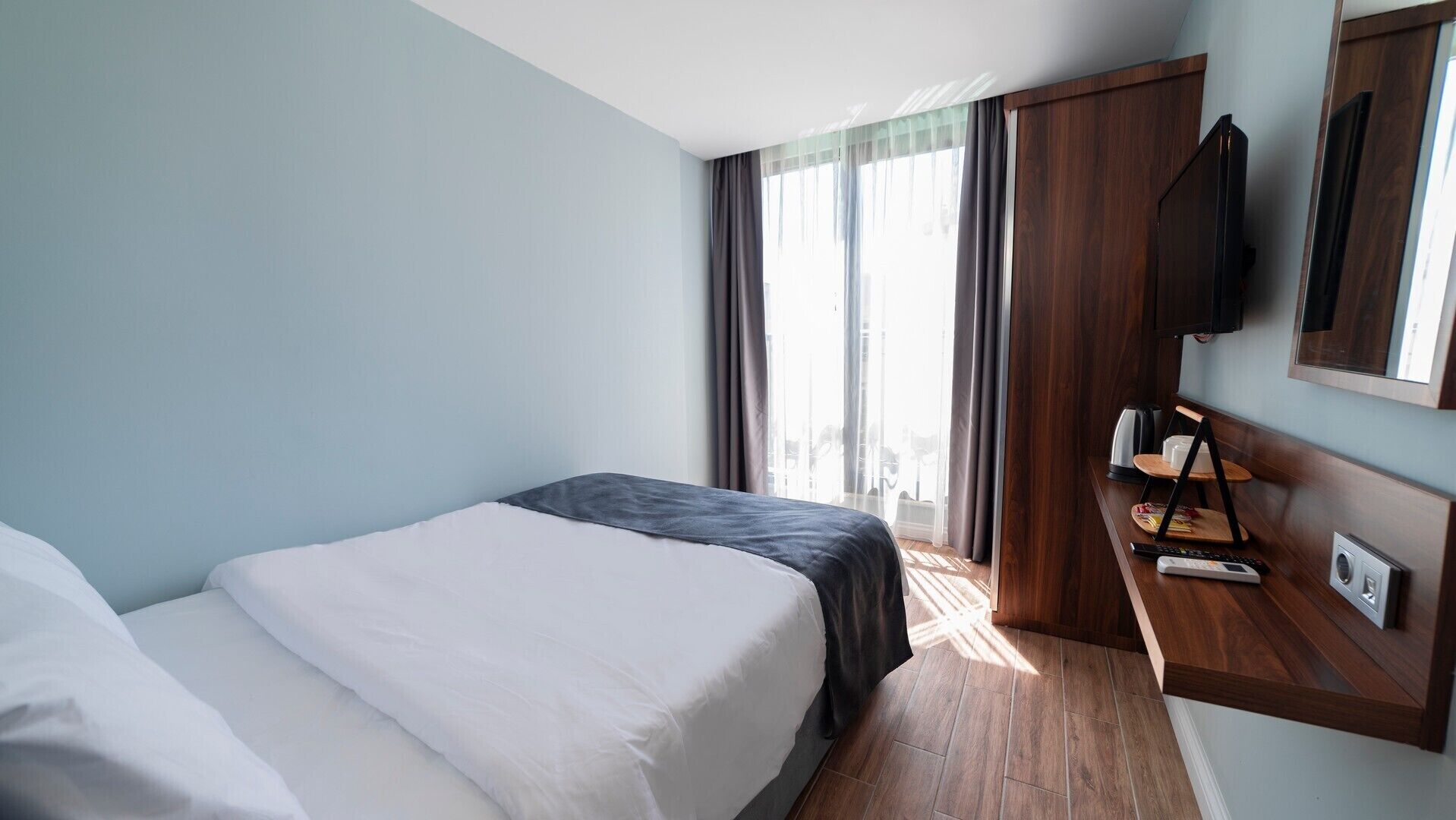 Kostenlose Minibar, schallisolierte Zimmer, kostenloses WLAN, Bettwäsche