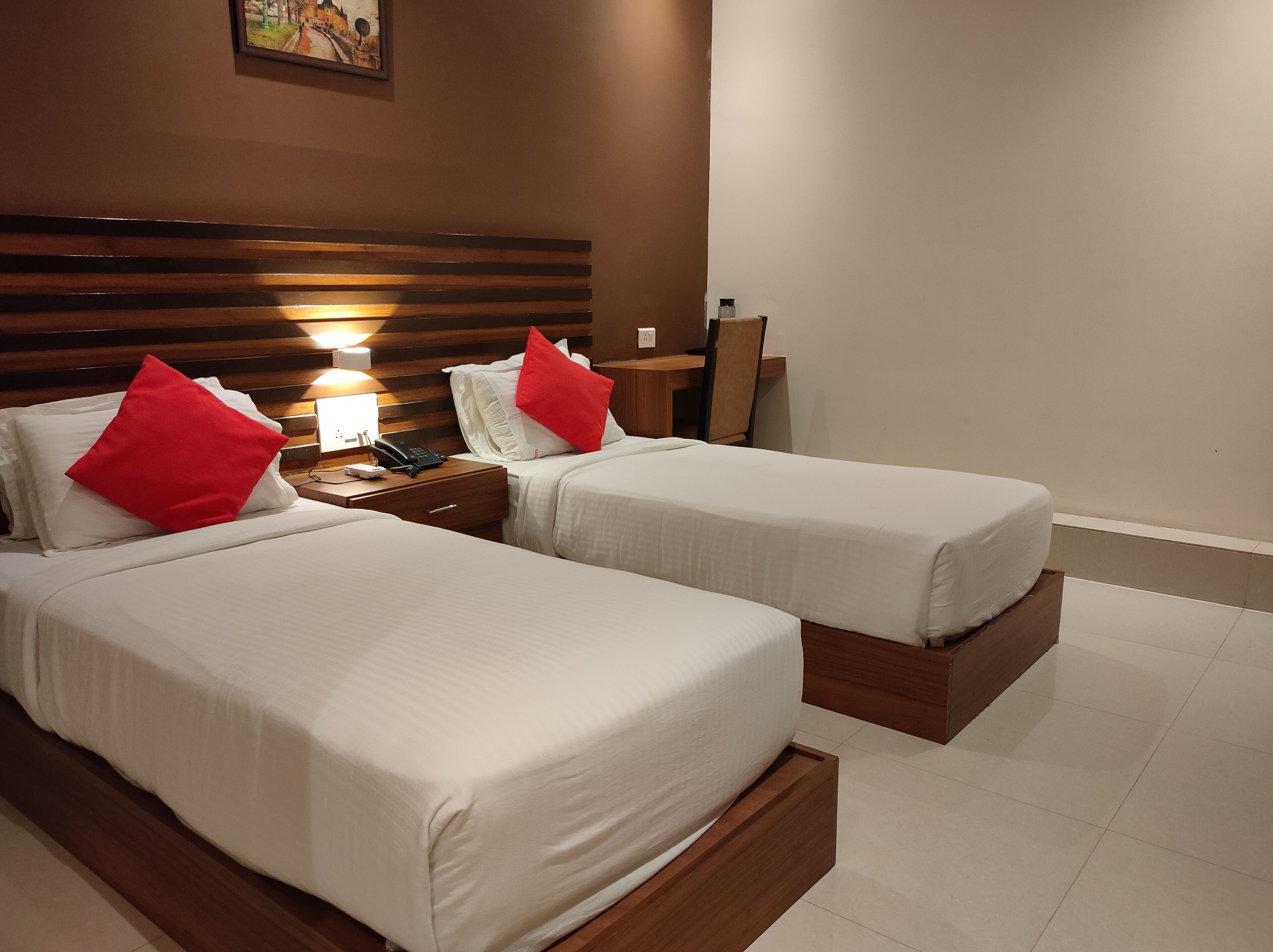 Individually decorated, individually furnished, laptop workspace