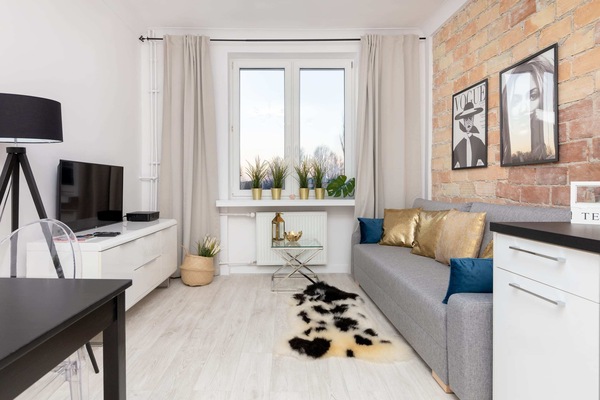 Apartamento luxo | Sala de estar | TV de tela plana 30 polegadas com canais a cabo, TV