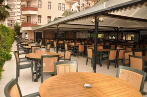 Breakfast area - Astor Beach Hotel (Alanya)