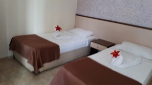 Minibar, WiFi, bed sheets - Astor Beach Hotel (Alanya)