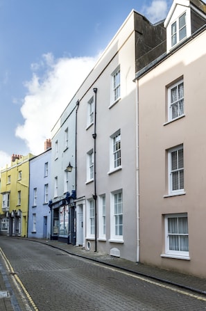 Front of property - Pieces of Eight Two Bedroom Apartment (Tenby)