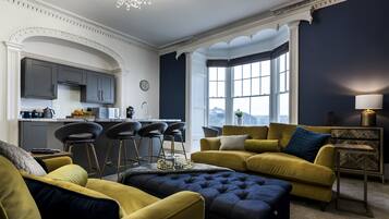 Apartment (2 Bedrooms) | Living area | TV