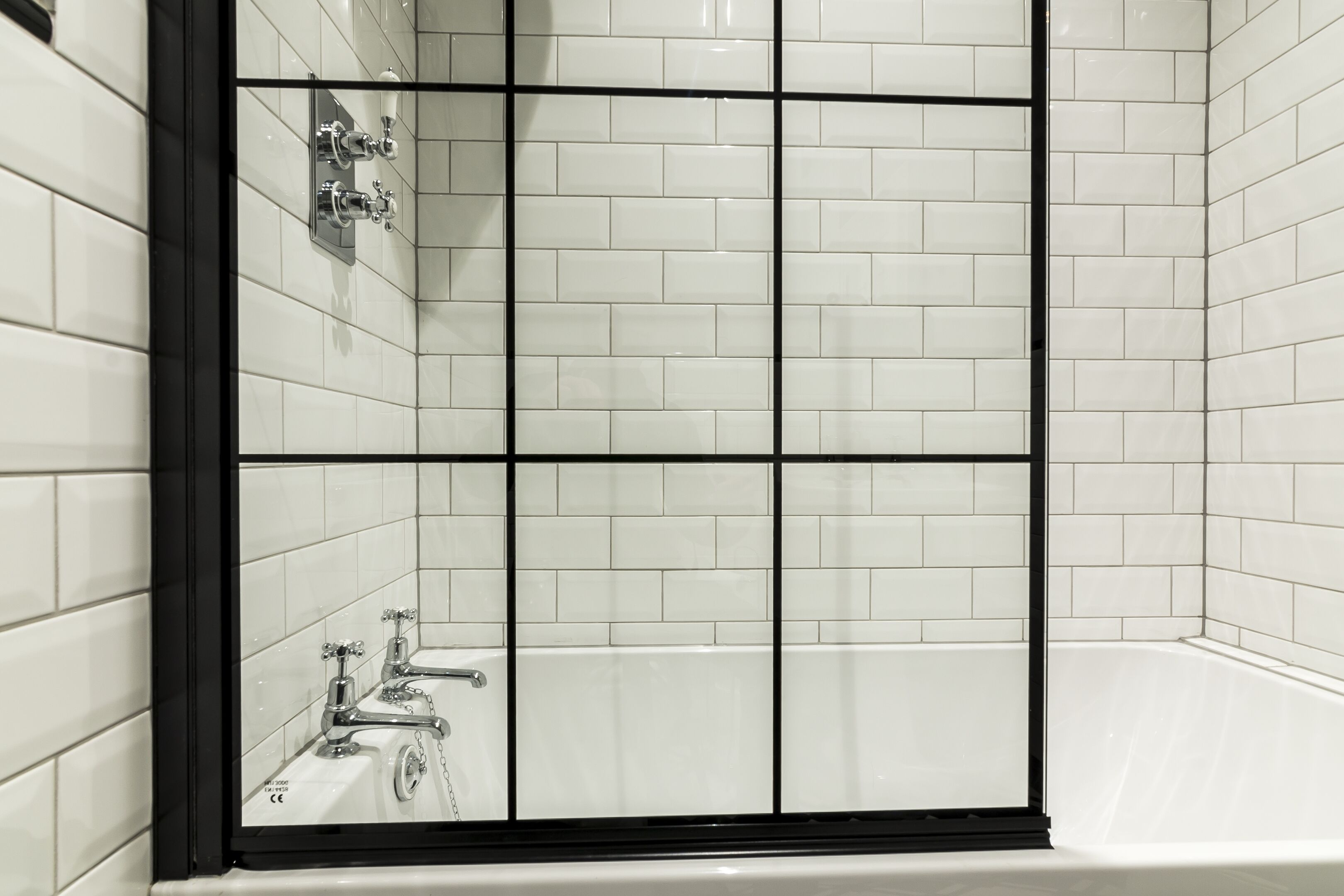 Apartment (2 Bedrooms) | Bathroom | Towels