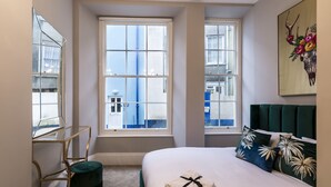 아파트 (2 Bedrooms)