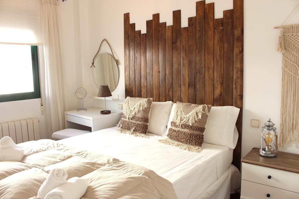 Huis, 5 slaapkamers, patio | 5 slaapkamers, een bureau, geluiddichte muren, gratis babybedden