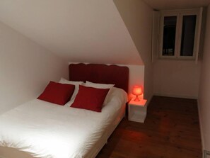 2 Schlafzimmer, Bügeleisen/Bügelbrett, Reisekinderbett, WLAN