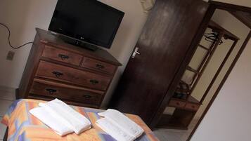 1 habitación, minibar, wifi gratis y ropa de cama