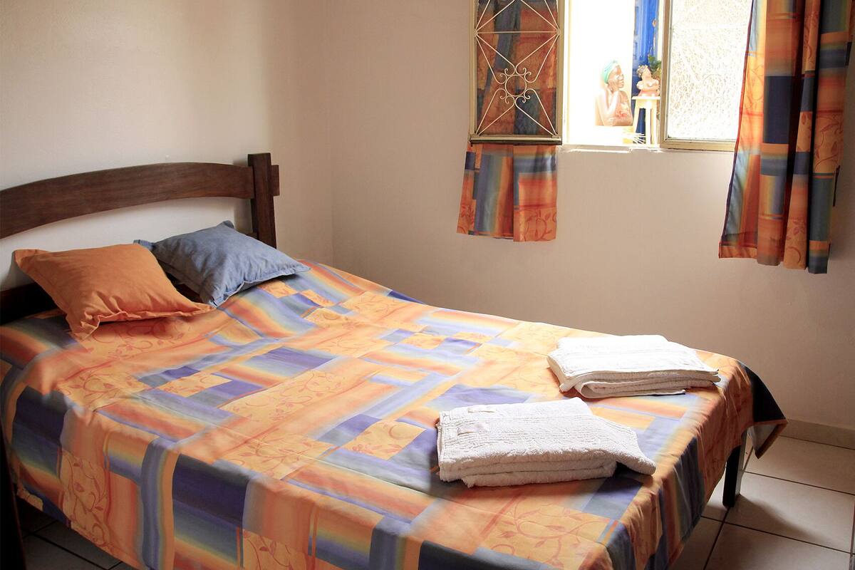Minibar, WiFi (free), bed sheets