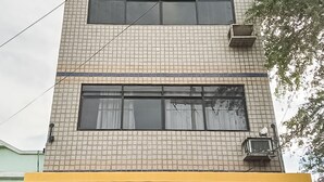 Mặt tiền nơi lưu trú
