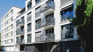 Front of property - Cosmopolitan Apartments Zürich Seefeld (Zürich)