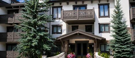 Condo, 2 chambres | Extérieur