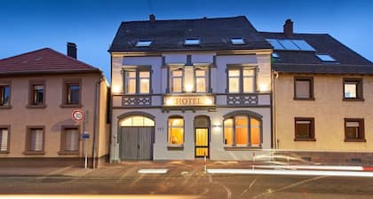Hotel Phoenix