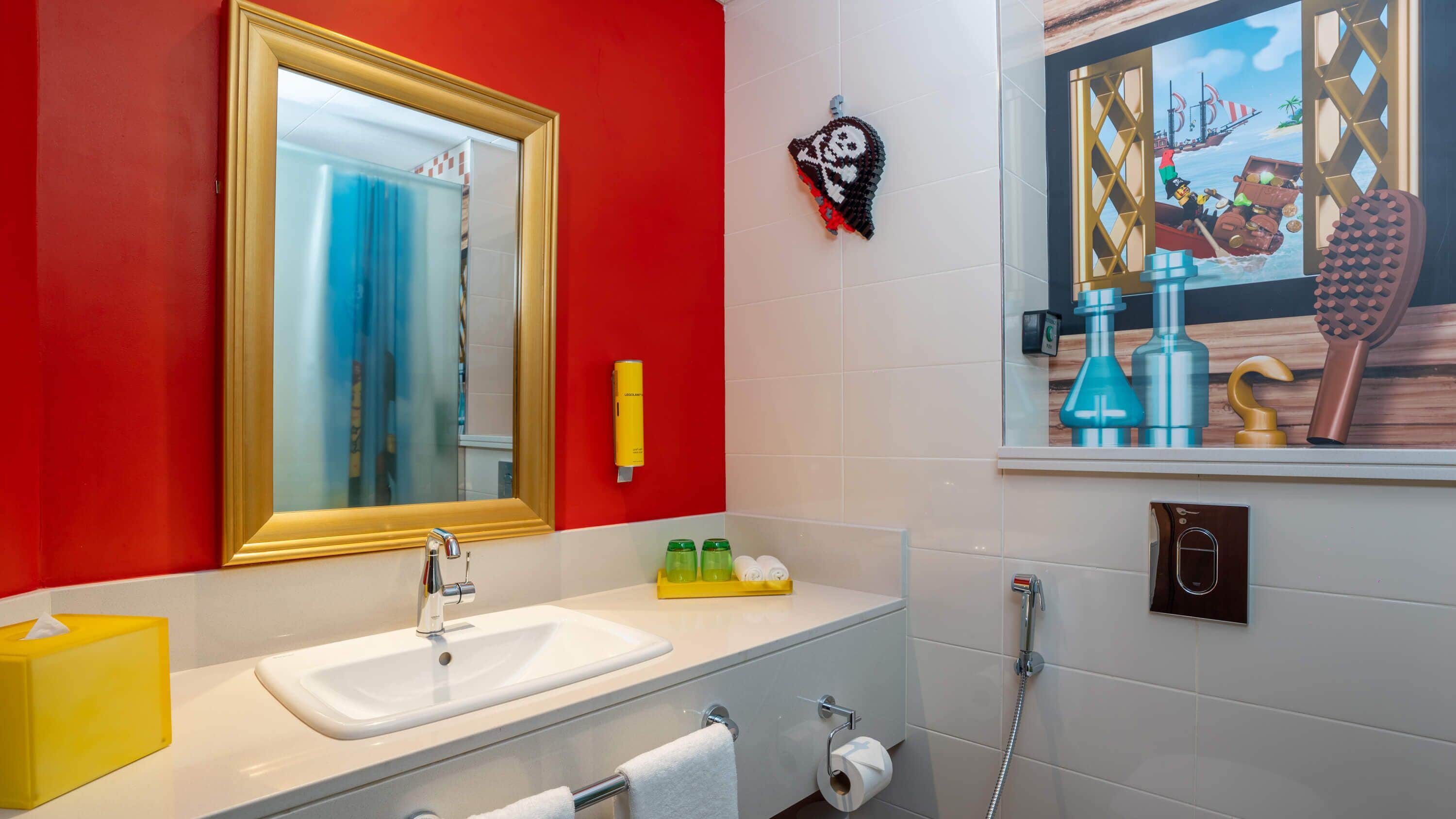 pirate themed room with park access | bathroom | free toiletries, hair dryer, slippers, towels