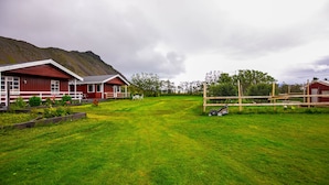 Unclassified image, 5 of 38, button - Móar Guesthouse (Hvalfjarðarsveit)