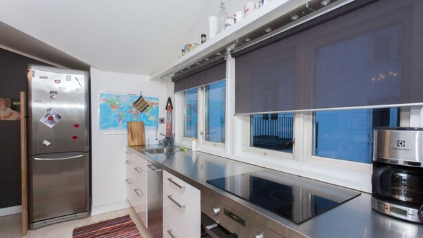 Apartment | Private kitchen | Coffee/tea maker, fridge, oven, stovetop - StayPlus Two-Storey Apt in Hip Area (Oslo)