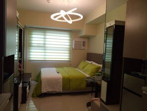 1 bedroom, internet, bed sheets