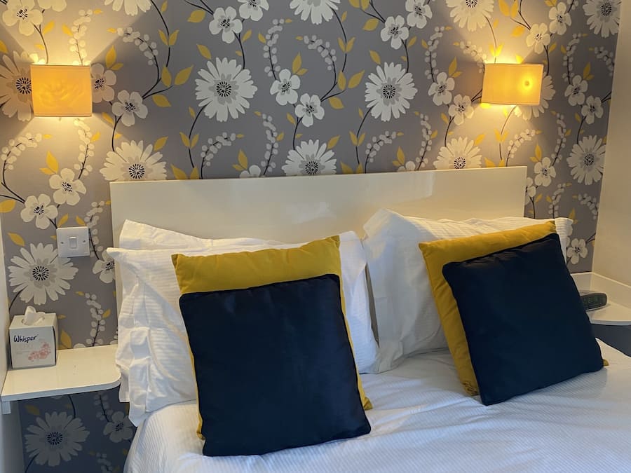 Double Room, Ensuite (Room 1) | Desk, iron/ironing board, rollaway beds, free WiFi
