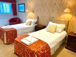 Desk, iron/ironing board, rollaway beds, free WiFi