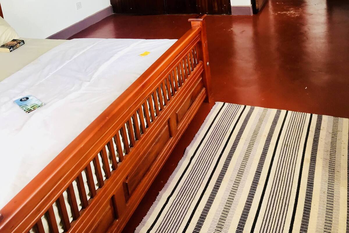 Blackout curtains, soundproofing, iron/ironing board, free WiFi