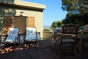 Comfort Double or Twin Room | Individually decorated, individually furnished, desk, laptop workspace - Hotel Galman (Carloforte)