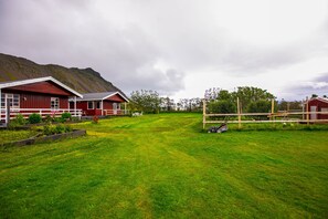 Exterior - Móar Cottages (Hvalfjarðarsveit)