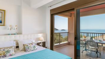 Căn hộ, 1 phòng ngủ, quang cảnh biển | Két bảo mật tại phòng, bàn, khu vực làm việc phù hợp cho laptop