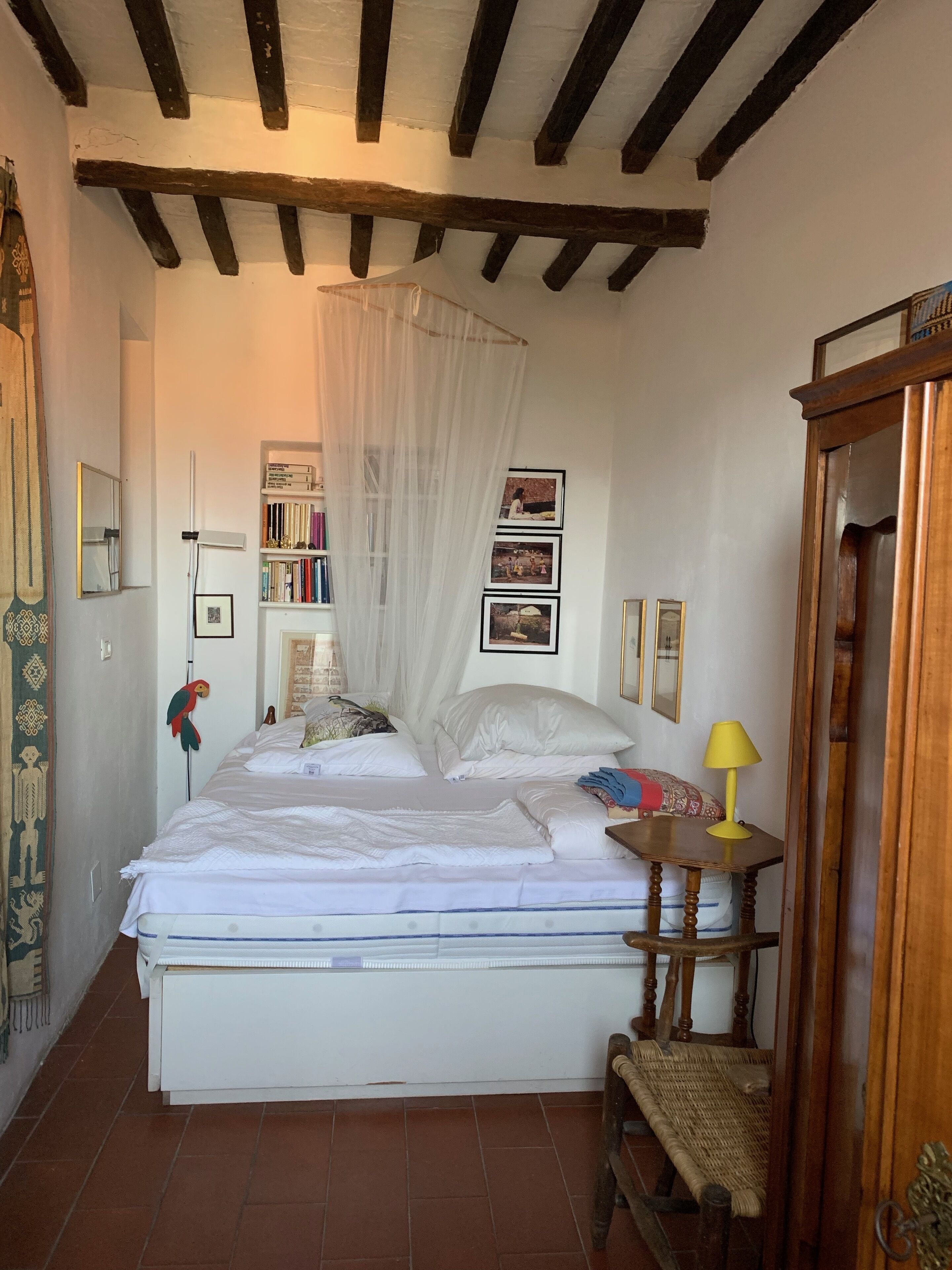 2 室のベッドルーム、アイロン / アイロン台、WiFi、ベッドシーツ