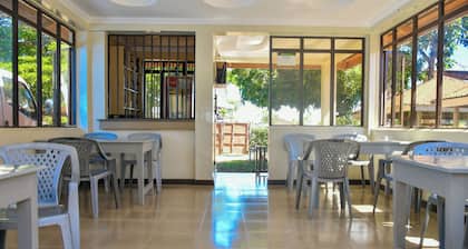 Tausi Hotel- Homabay