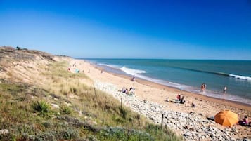 Una spiaggia nelle vicinanze, navetta gratuita per la spiaggia