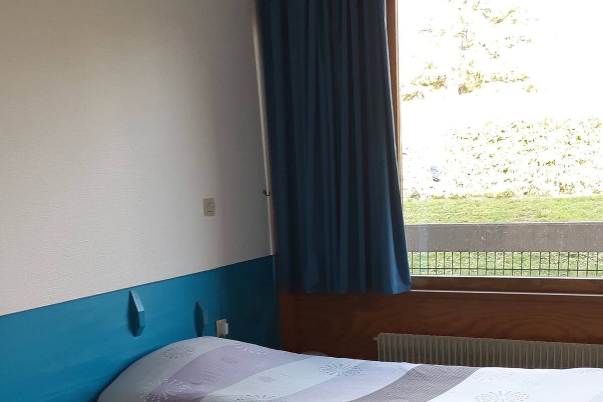 Standard Double or Twin Room | Desk, soundproofing, WiFi (free), individually decorated