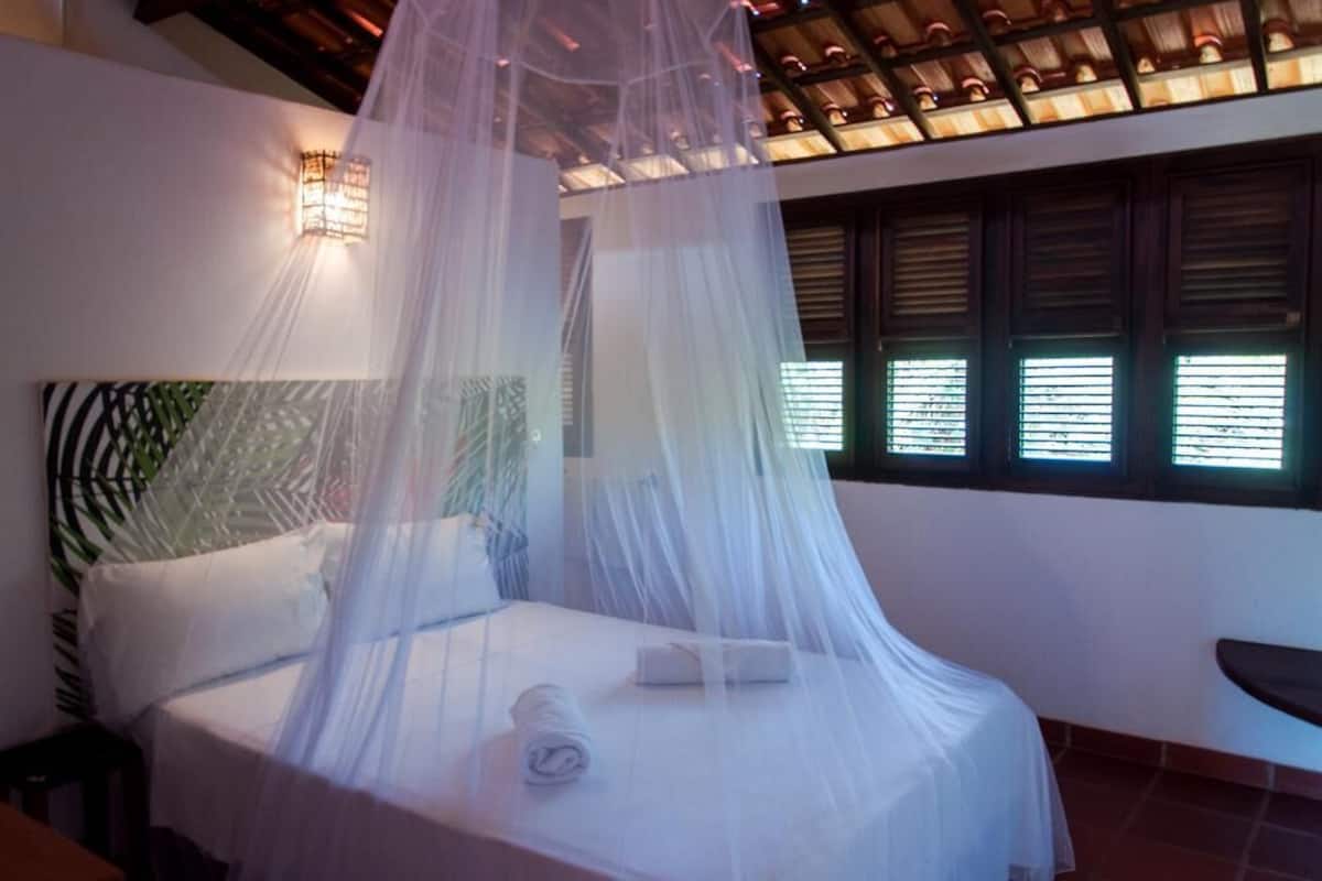 Wifi gratis y ropa de cama