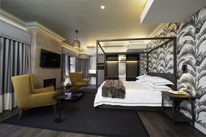 Premier Room | In-room safe, individually decorated, soundproofing, free WiFi