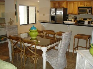 Condo, Multiple Beds, Private Pool, Beach View | Private kitchen