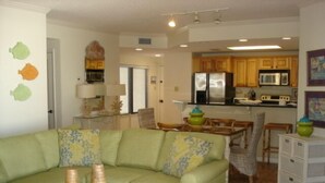 Unclassified image, 4 of 32, button - Four Seasons 704e (Orange Beach)