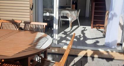 Valras-plage, Appartement T3, Bord de mer Avec Terrasse et Parking