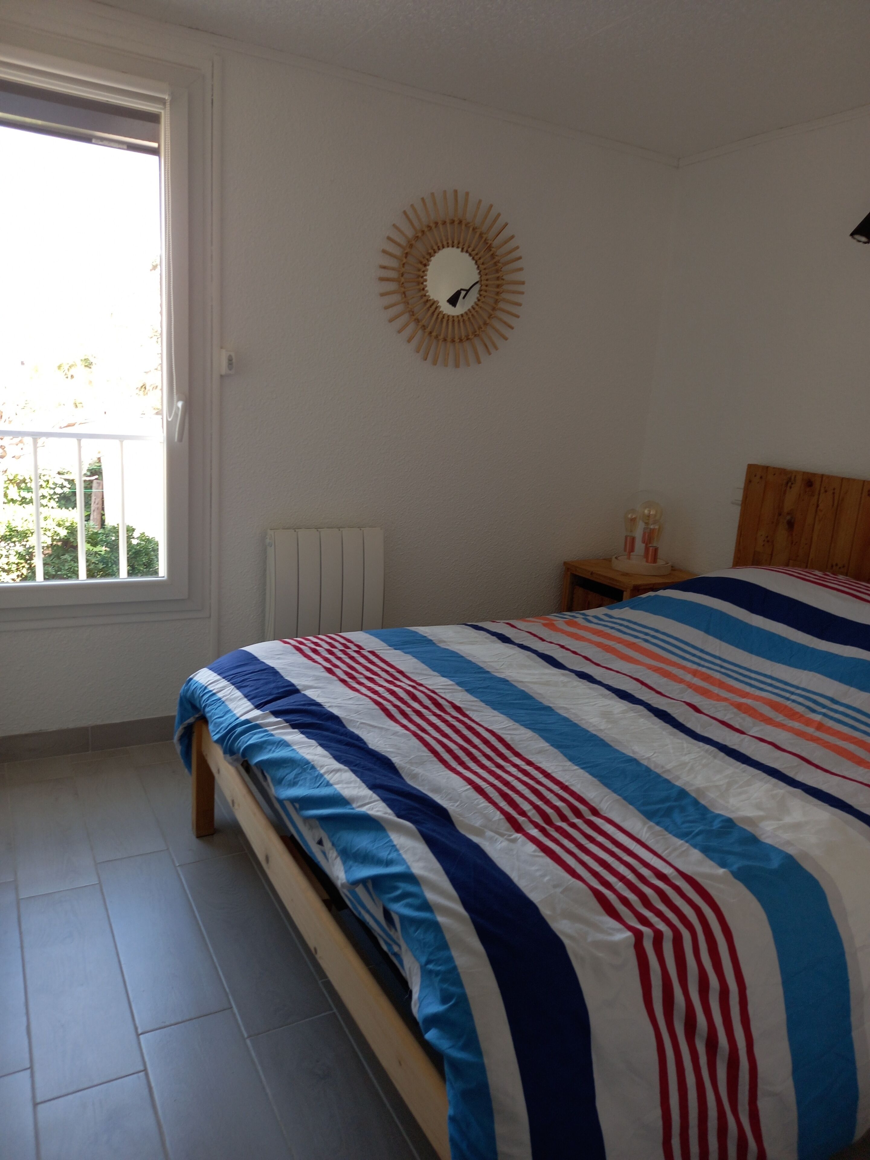 2 bedrooms, iron/ironing board