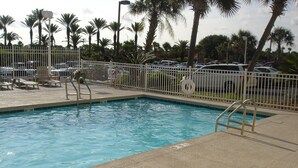 Pool - Summer Breeze 17 (Orange Beach)