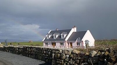 4 Star Pet Friendly House in Fab location on the Wild Atlantic Way
