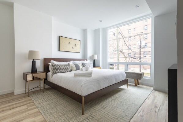 Luxury Apartment, 3 Bedrooms, Terrace