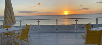 Entire Bonita Dolphin  BeachHouse up & dn