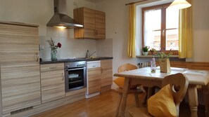 Dining - Apartment Niederleger (Lenggries)