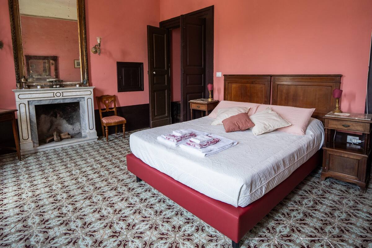 Deluxe Quadruple Room, Courtyard View, Tower | Premium bedding, individually decorated, individually furnished