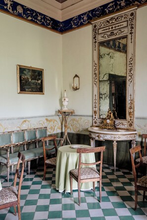 Desayuno continental incluido todos los días 