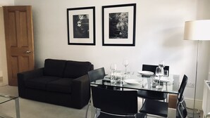 Interior - The Mayfair Oxford Street Apartment (London)