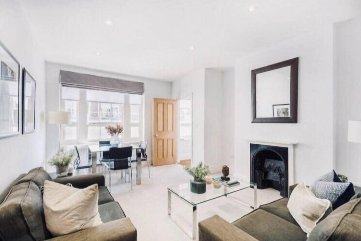 LĂ€genhet | Vardagsrum | Platt-tv