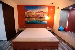 3 bedrooms, iron/ironing board, free WiFi, bed sheets - Exclusive 3 bedroom Villa with a private Pool (Mangalore)