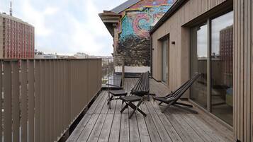 Large Studio, Kitchenette, Terrace | Terrace/patio