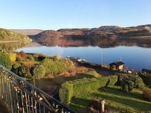 Upper Alta Apartment - Stunning views, waterfront, pet friendly